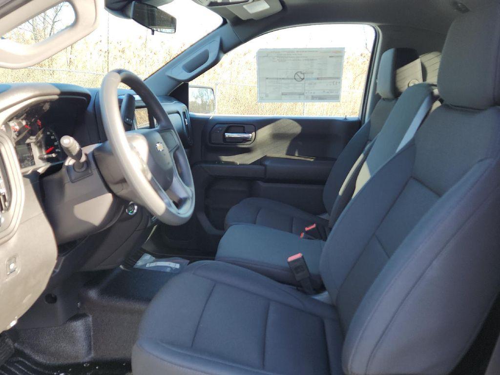 new 2025 Chevrolet Silverado 1500 car, priced at $41,216