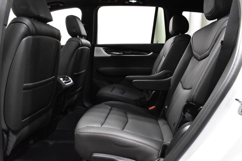 new 2025 Cadillac XT6 car, priced at $57,939