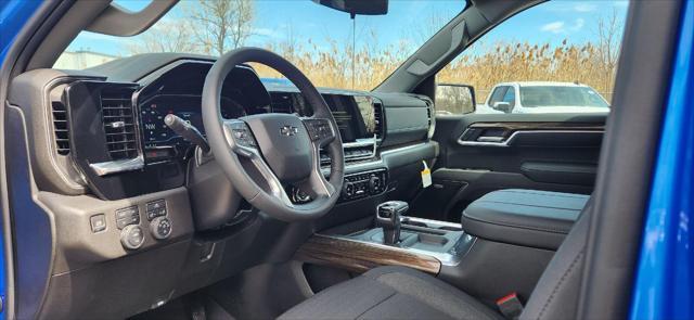 new 2025 Chevrolet Silverado 1500 car, priced at $53,913