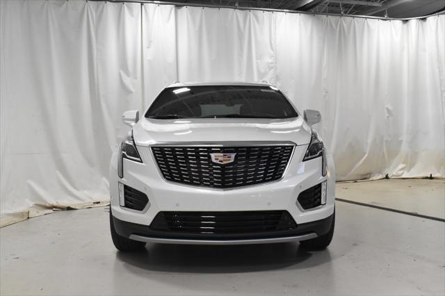 new 2025 Cadillac XT5 car, priced at $53,394