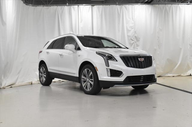 new 2025 Cadillac XT5 car, priced at $53,394