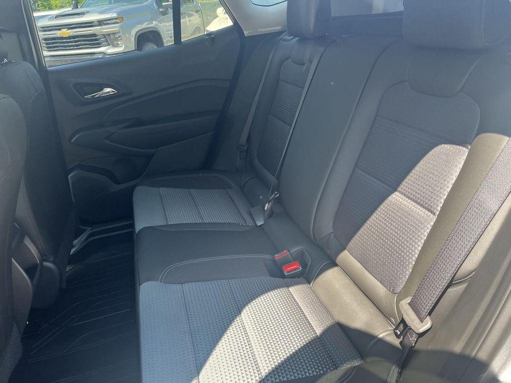 new 2025 Chevrolet Trax car, priced at $24,148