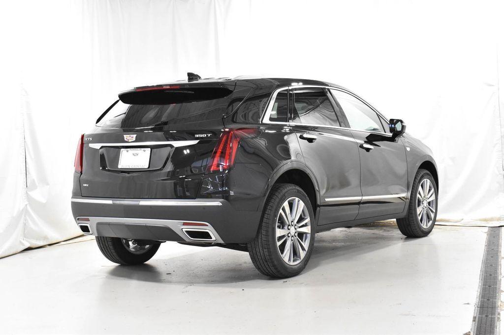 new 2025 Cadillac XT5 car, priced at $50,419