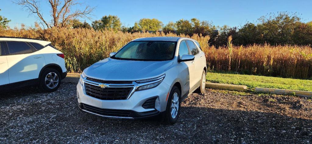 used 2022 Chevrolet Equinox car, priced at $21,350