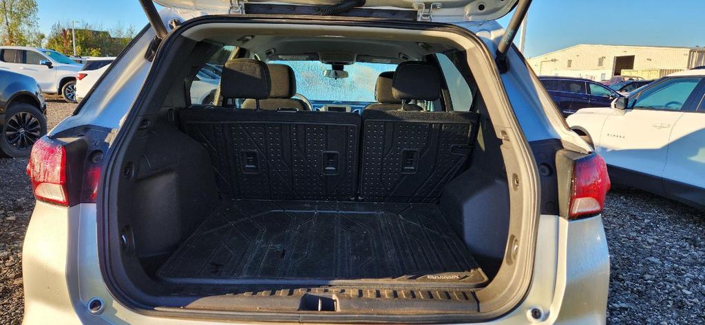 used 2022 Chevrolet Equinox car, priced at $21,350