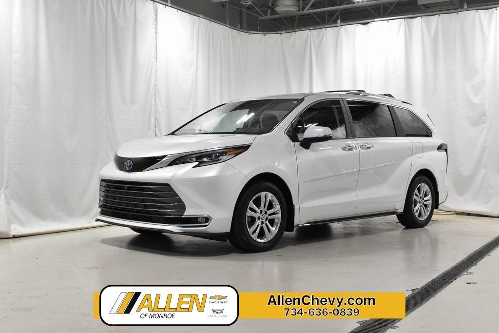 used 2022 Toyota Sienna car, priced at $48,970