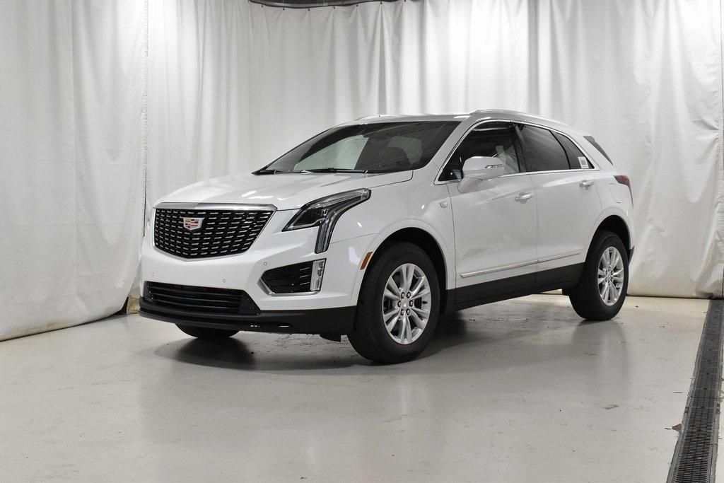 new 2024 Cadillac XT5 car