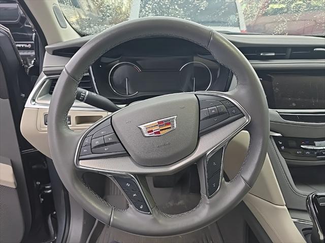 used 2022 Cadillac XT5 car