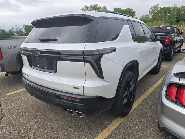 used 2024 Chevrolet Traverse car, priced at $53,790