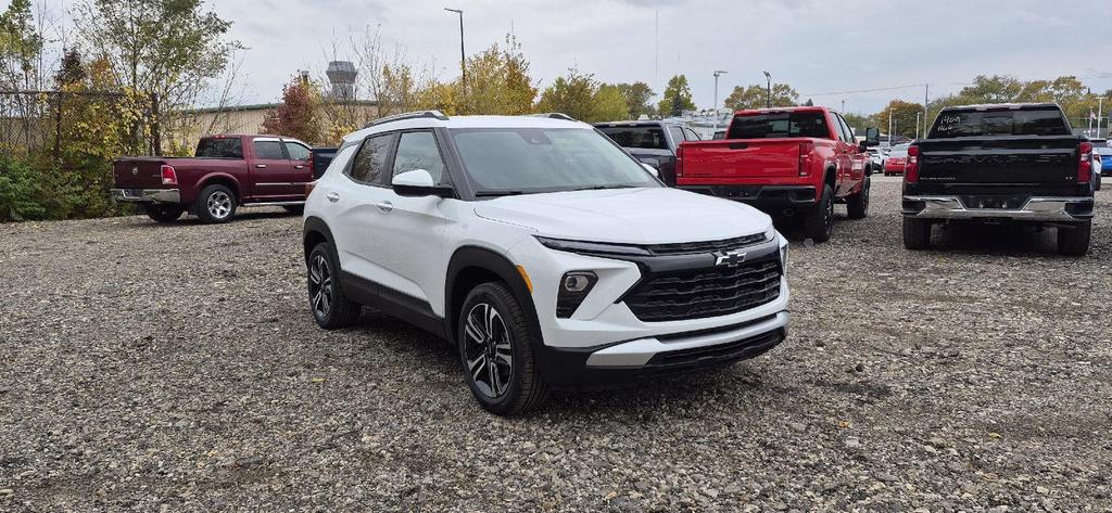 new 2026 Chevrolet TrailBlazer car, priced at $30,279