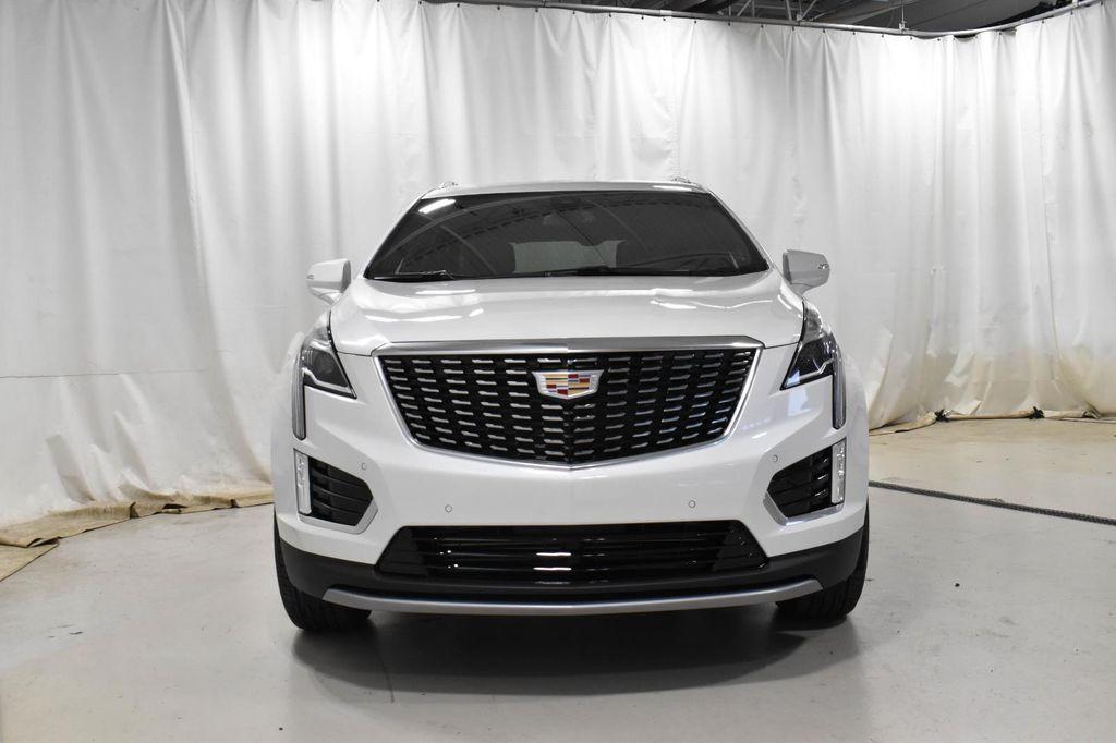 new 2025 Cadillac XT5 car, priced at $50,938