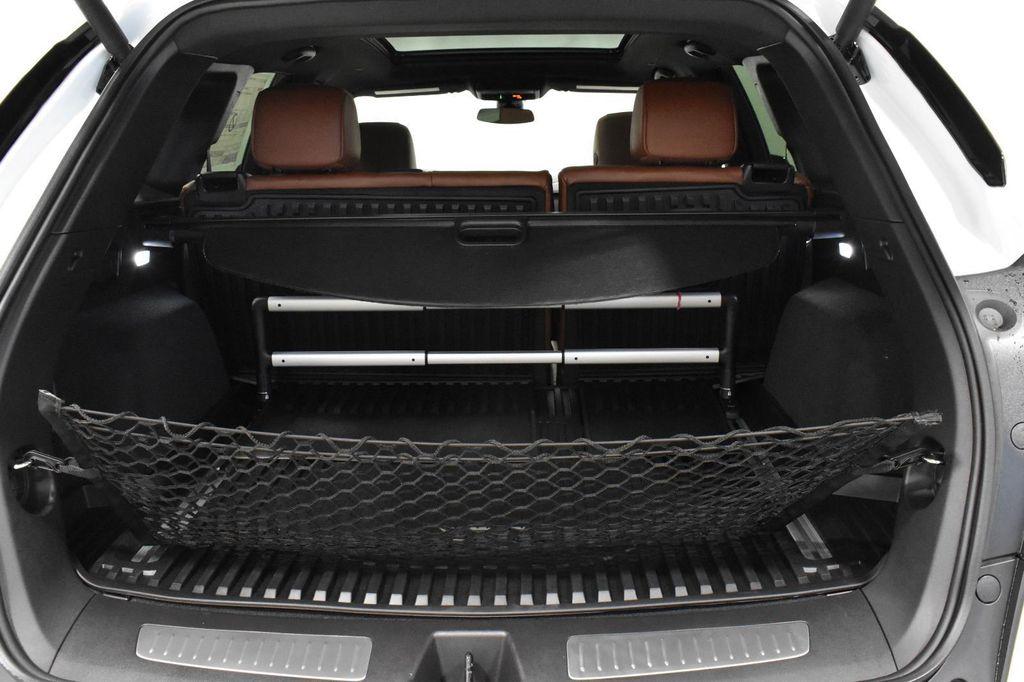 new 2025 Cadillac XT5 car, priced at $50,938
