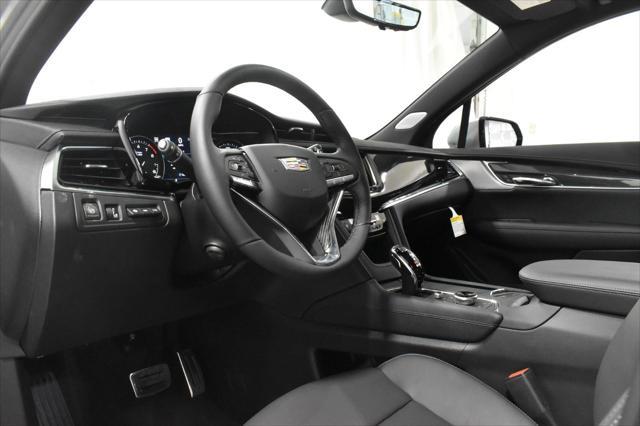 new 2025 Cadillac XT6 car, priced at $58,319