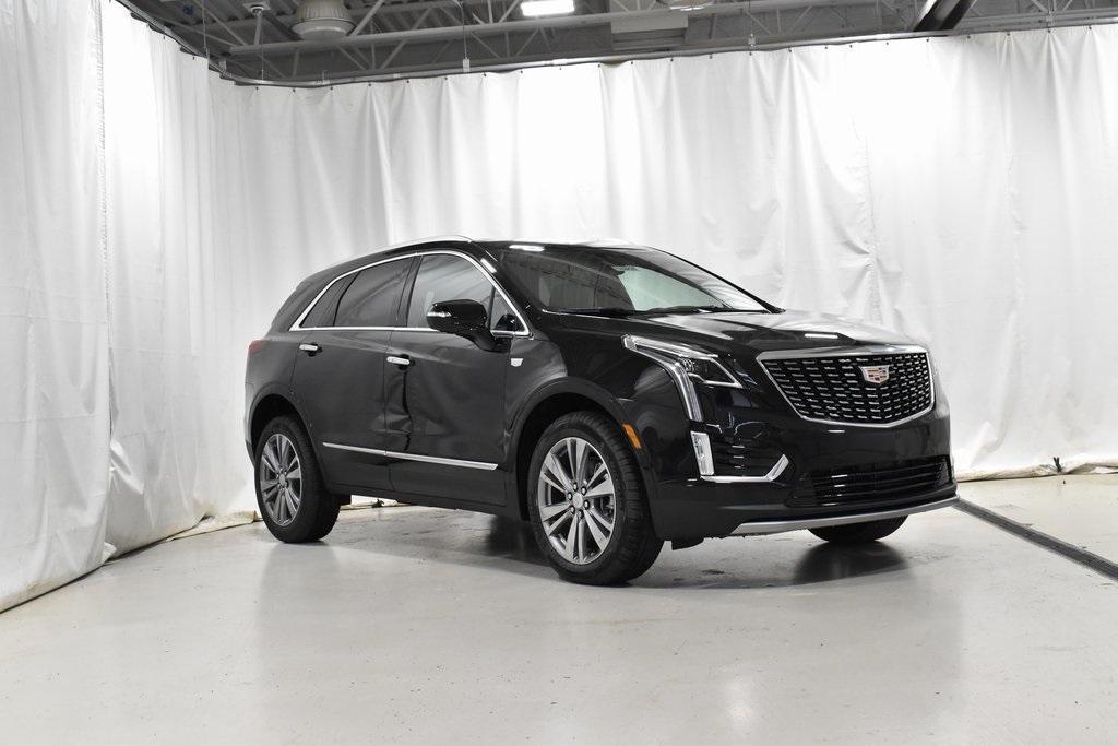 new 2024 Cadillac XT5 car