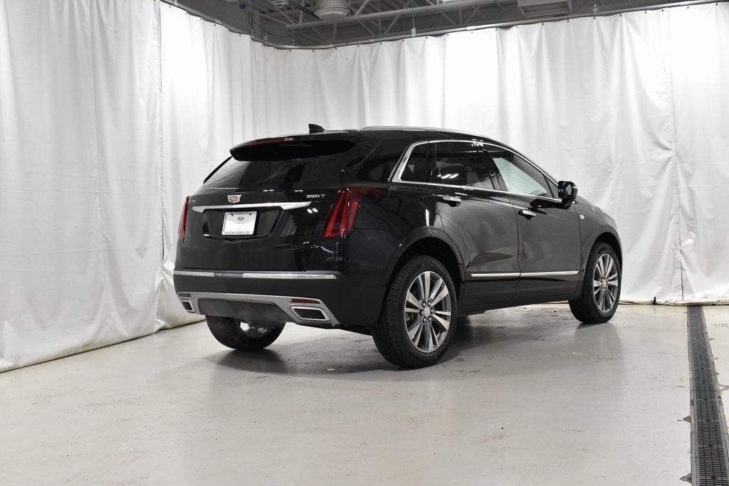 new 2024 Cadillac XT5 car