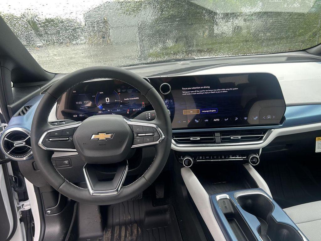 new 2025 Chevrolet Equinox EV car, priced at $41,381