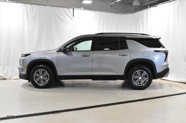 used 2024 Chevrolet Traverse car, priced at $37,516
