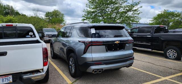 used 2024 Chevrolet Traverse car, priced at $37,940