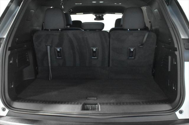 used 2024 Chevrolet Traverse car, priced at $37,516