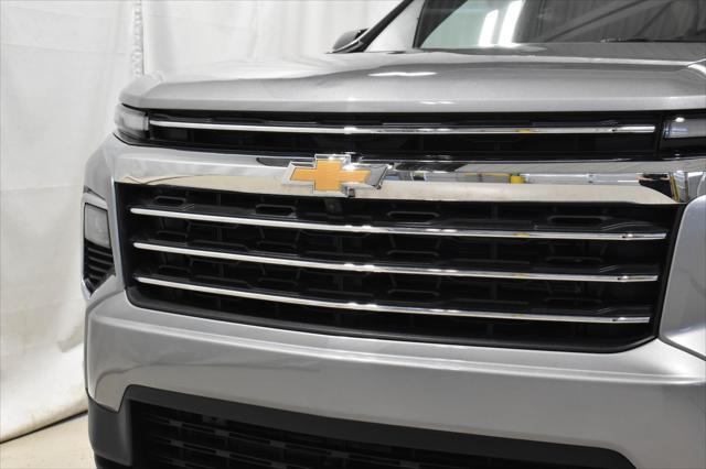 used 2024 Chevrolet Traverse car, priced at $37,516