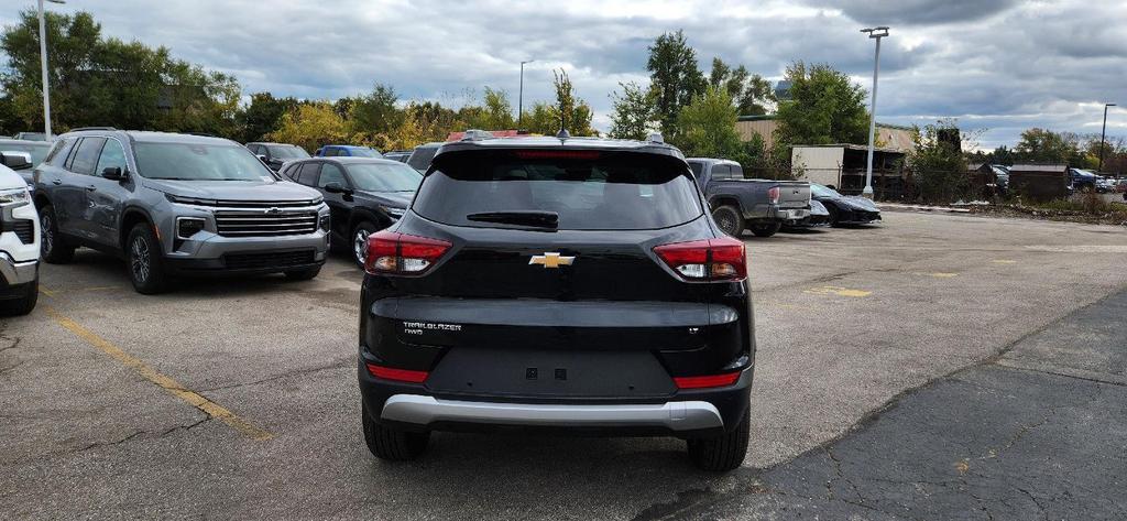 new 2026 Chevrolet TrailBlazer car, priced at $29,099