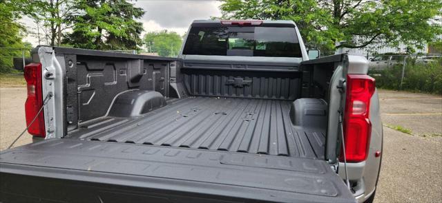 new 2025 Chevrolet Silverado 3500 car, priced at $76,256