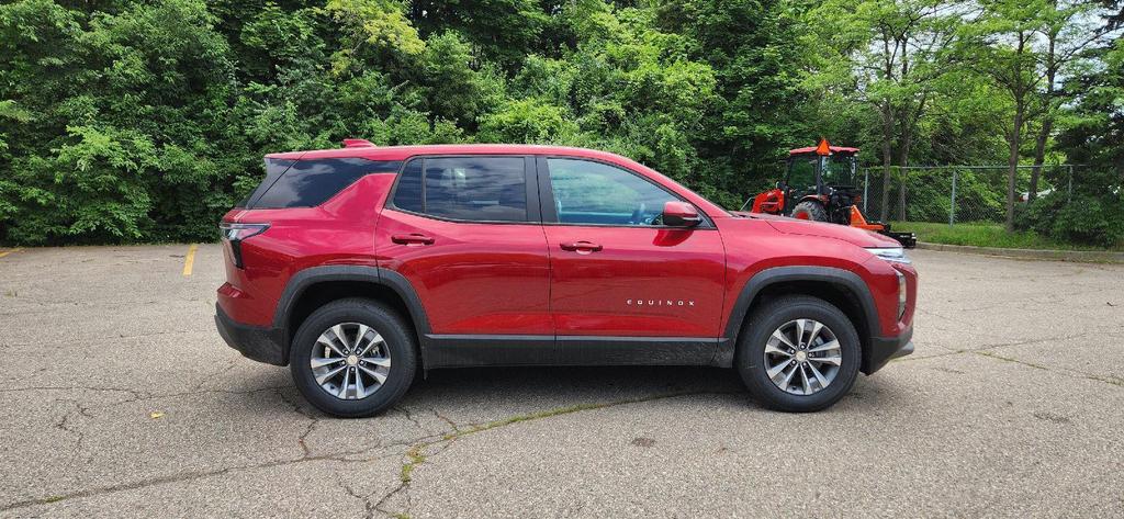 new 2026 Chevrolet Equinox car, priced at $30,369