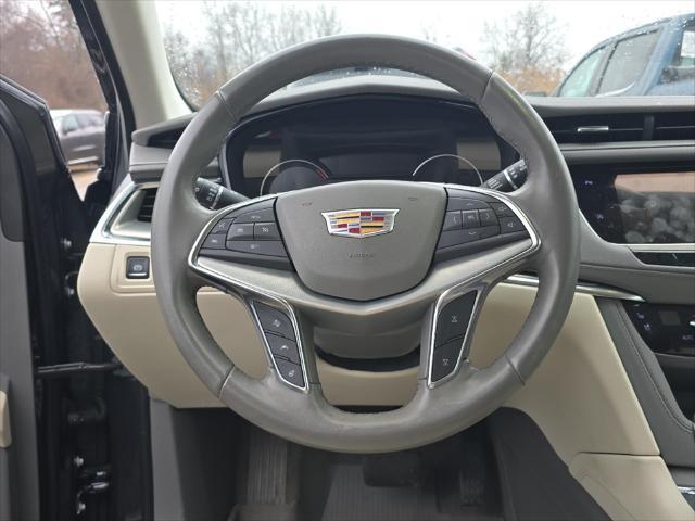 used 2022 Cadillac XT5 car