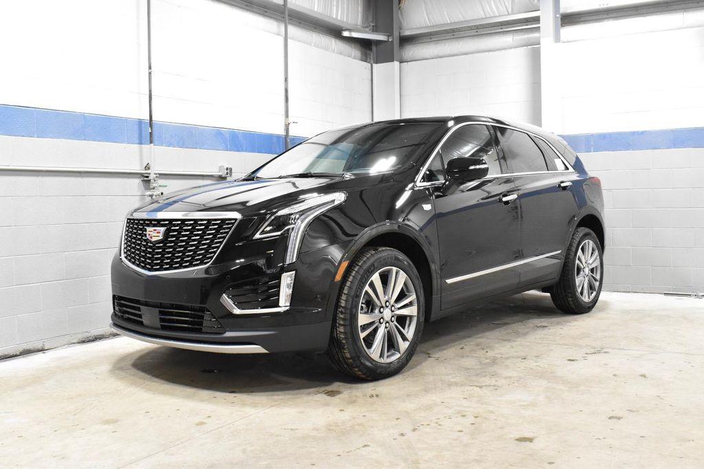 new 2025 Cadillac XT5 car, priced at $51,493