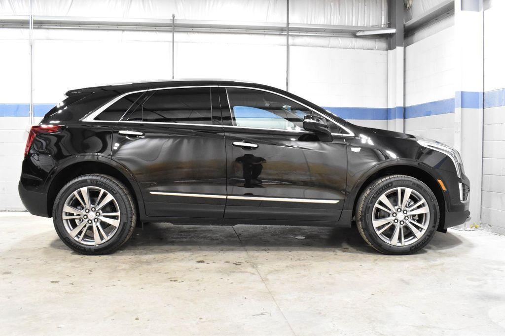 new 2025 Cadillac XT5 car, priced at $51,493