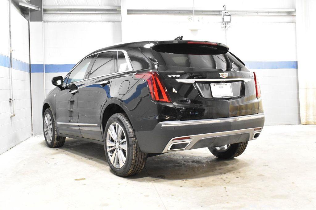 new 2025 Cadillac XT5 car, priced at $51,493