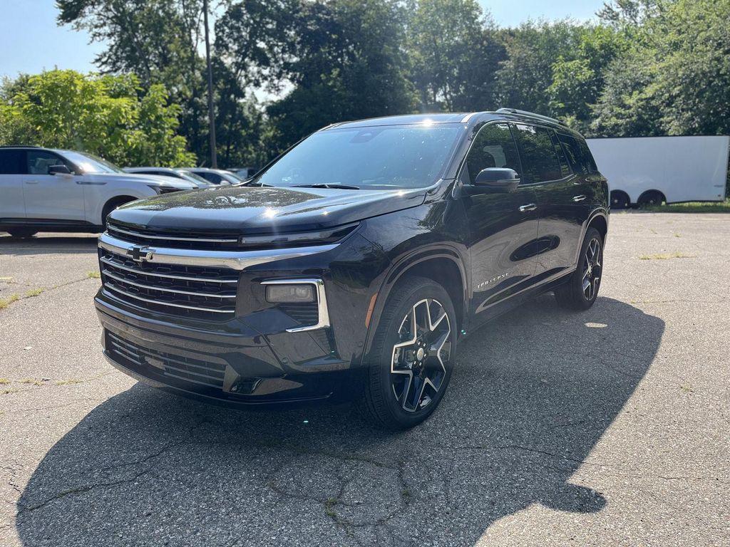 new 2025 Chevrolet Traverse car, priced at $52,150