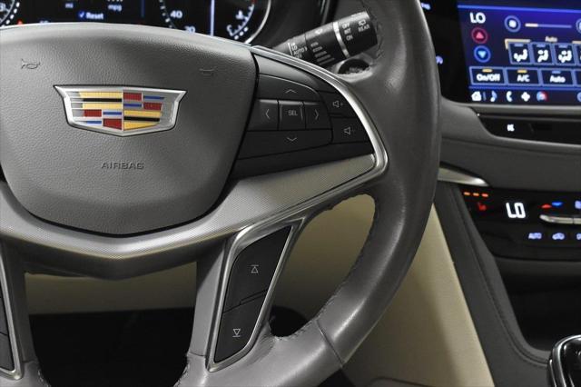 used 2022 Cadillac XT5 car, priced at $32,167