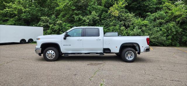 new 2025 Chevrolet Silverado 3500 car, priced at $71,930