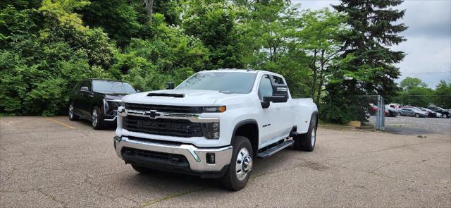 new 2025 Chevrolet Silverado 3500 car, priced at $71,930