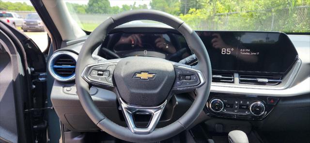new 2025 Chevrolet Trax car, priced at $24,262