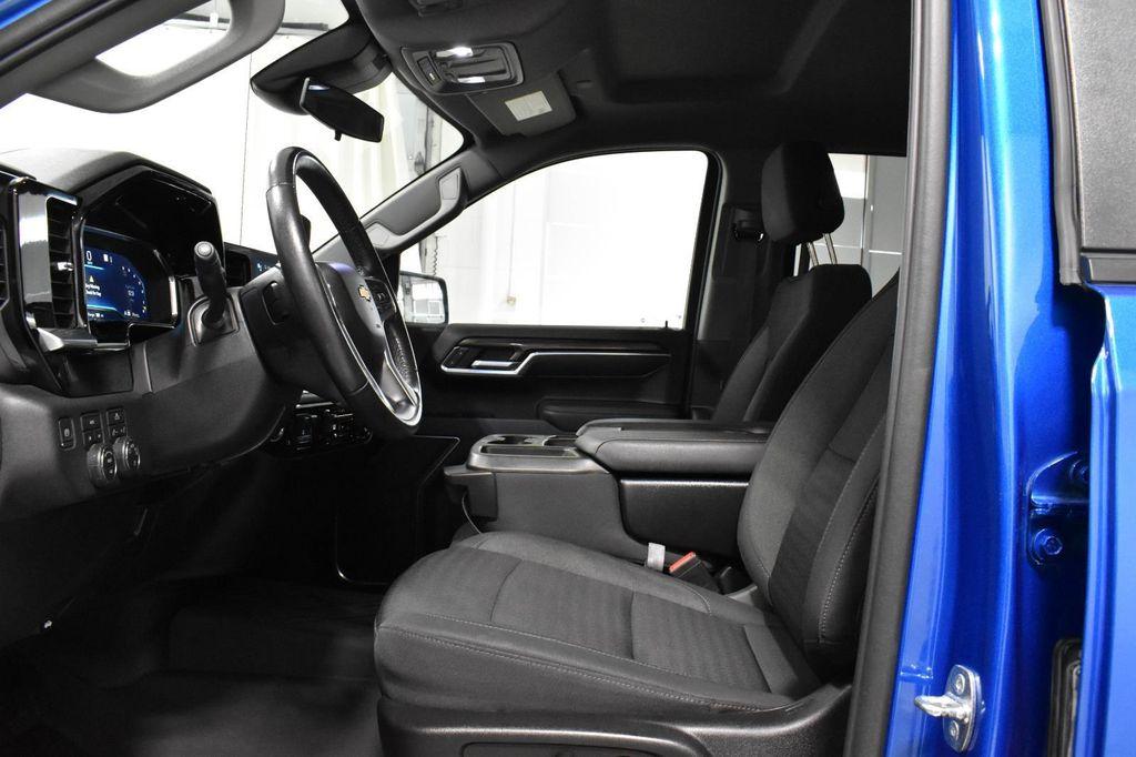 used 2022 Chevrolet Silverado 1500 car, priced at $39,390