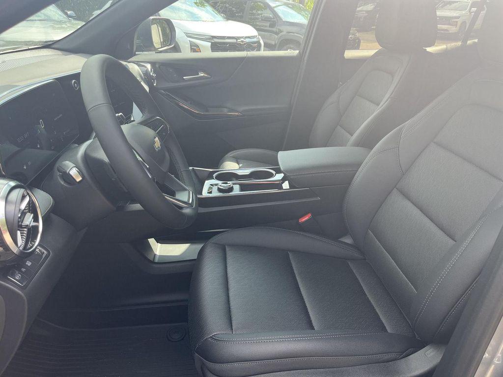 new 2026 Chevrolet Equinox car, priced at $30,788