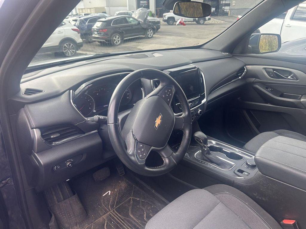 used 2023 Chevrolet Traverse car