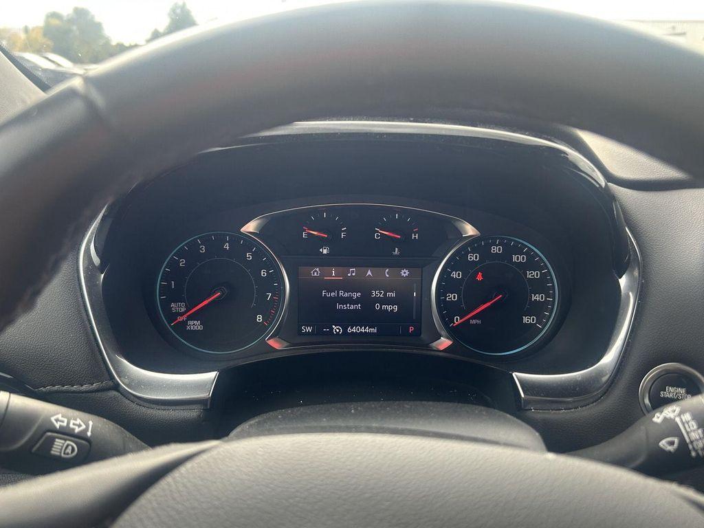 used 2023 Chevrolet Traverse car