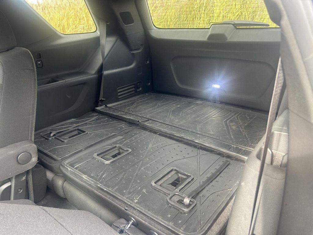 used 2023 Chevrolet Traverse car