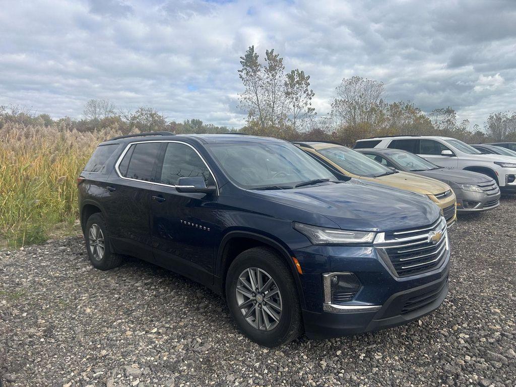 used 2023 Chevrolet Traverse car