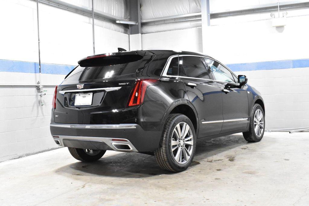 new 2025 Cadillac XT5 car, priced at $54,547