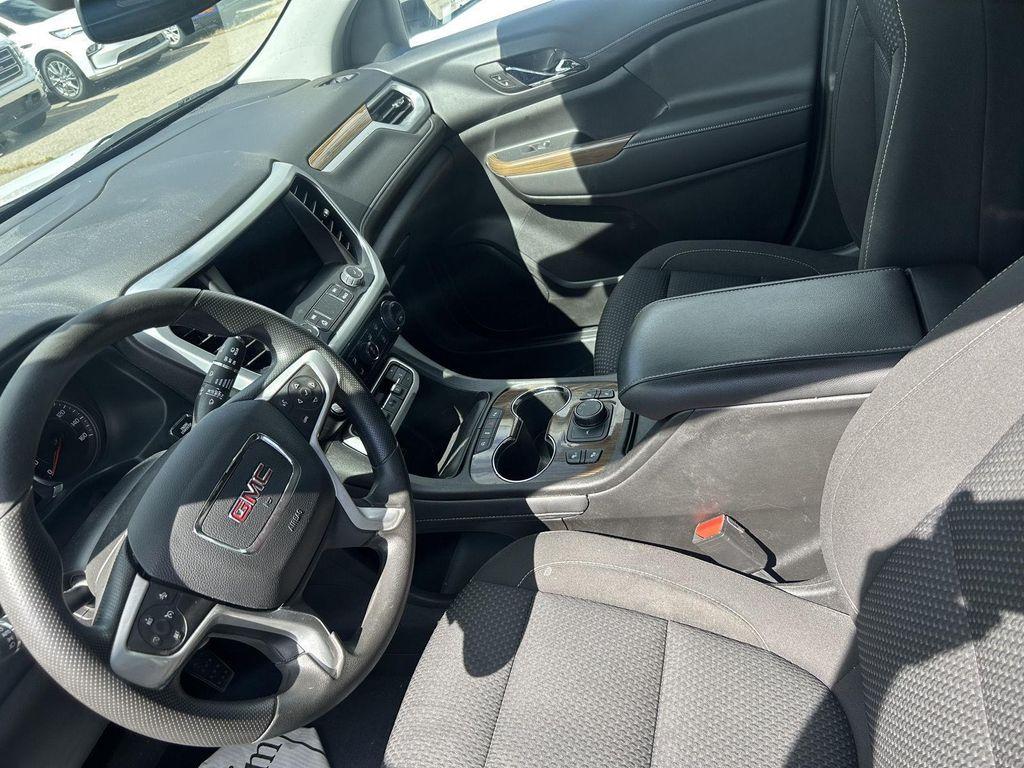 used 2023 GMC Acadia car, priced at $28,640