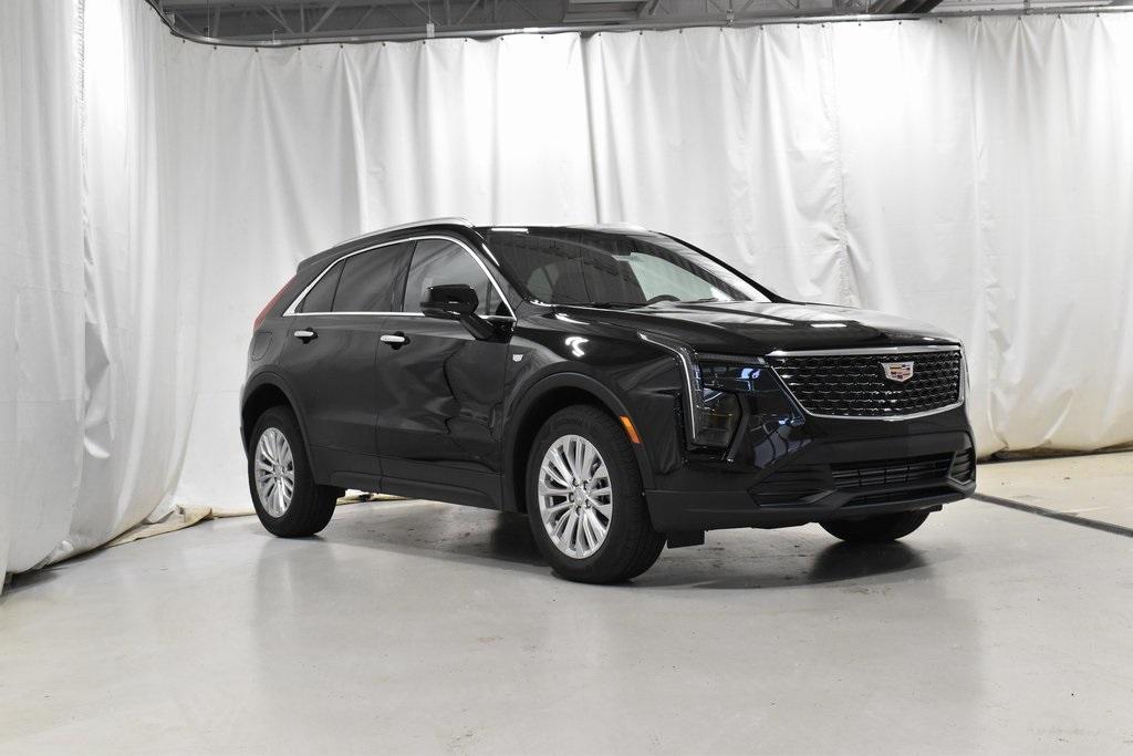 new 2024 Cadillac XT4 car