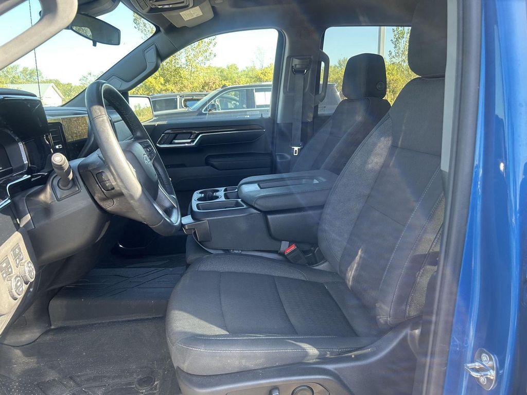 used 2024 Chevrolet Silverado 1500 car