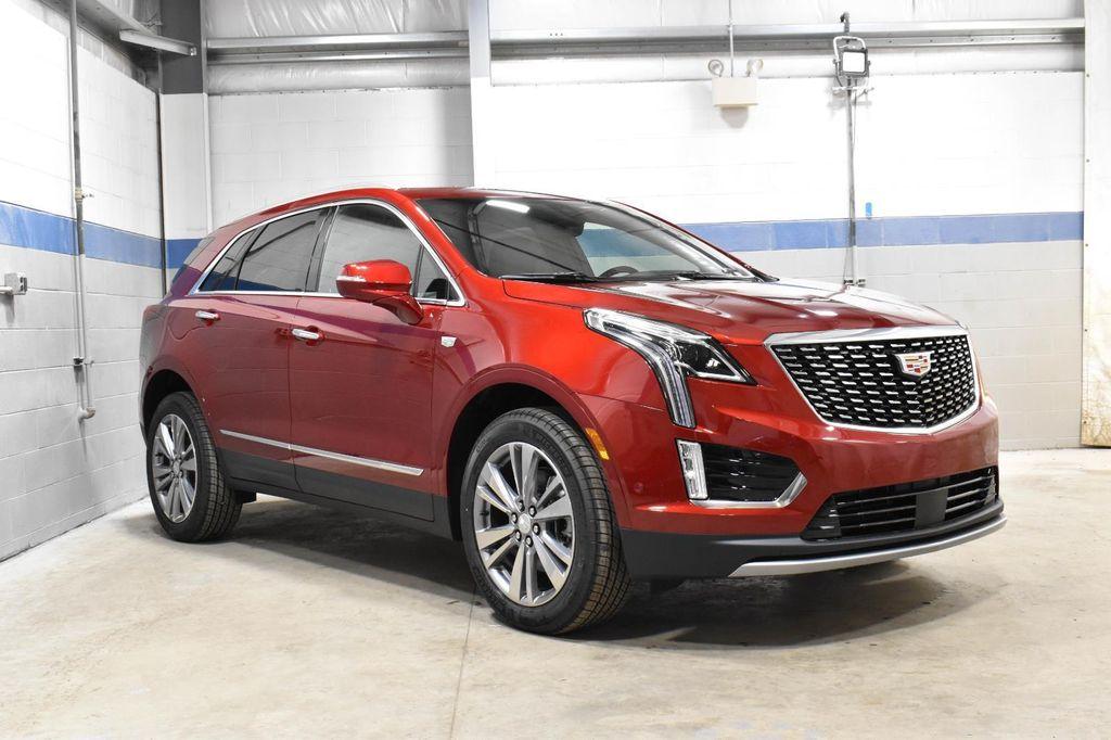 new 2025 Cadillac XT5 car, priced at $52,779