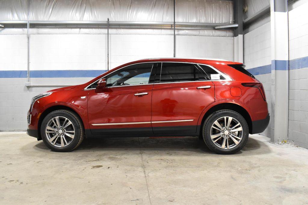 new 2025 Cadillac XT5 car, priced at $52,779