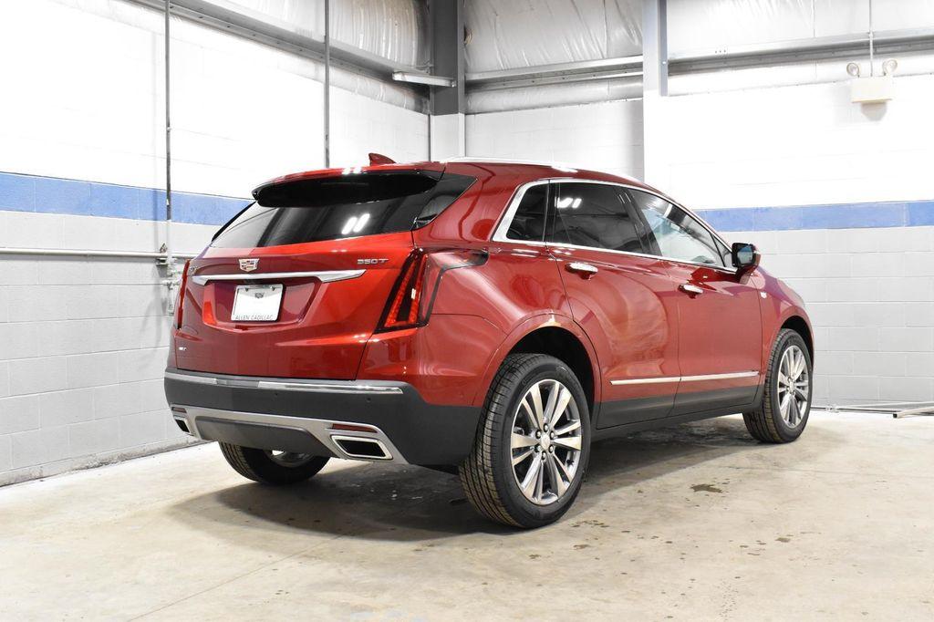 new 2025 Cadillac XT5 car, priced at $52,779