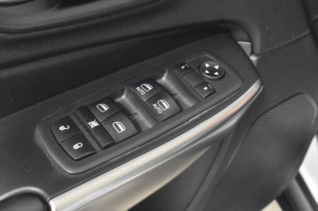 used 2020 Jeep Cherokee car, priced at $18,883